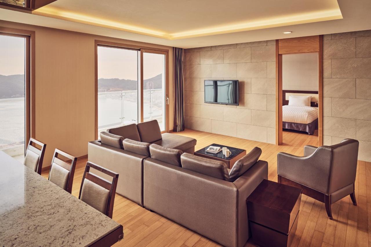 Hotel Sono Calm Geoje Exterior foto